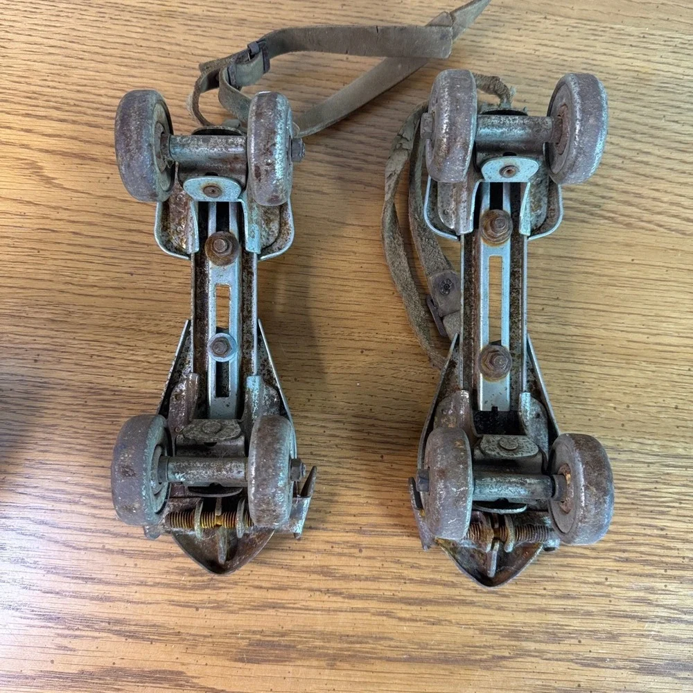 Vintage Kingston Olympic‎ Metal Roller Skates Adjustable Antique Decor